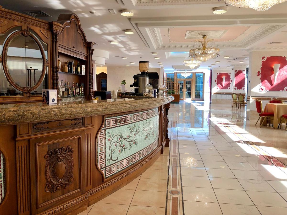 San Giovanni Rotondo Palace - Alihotels Eksteriør billede