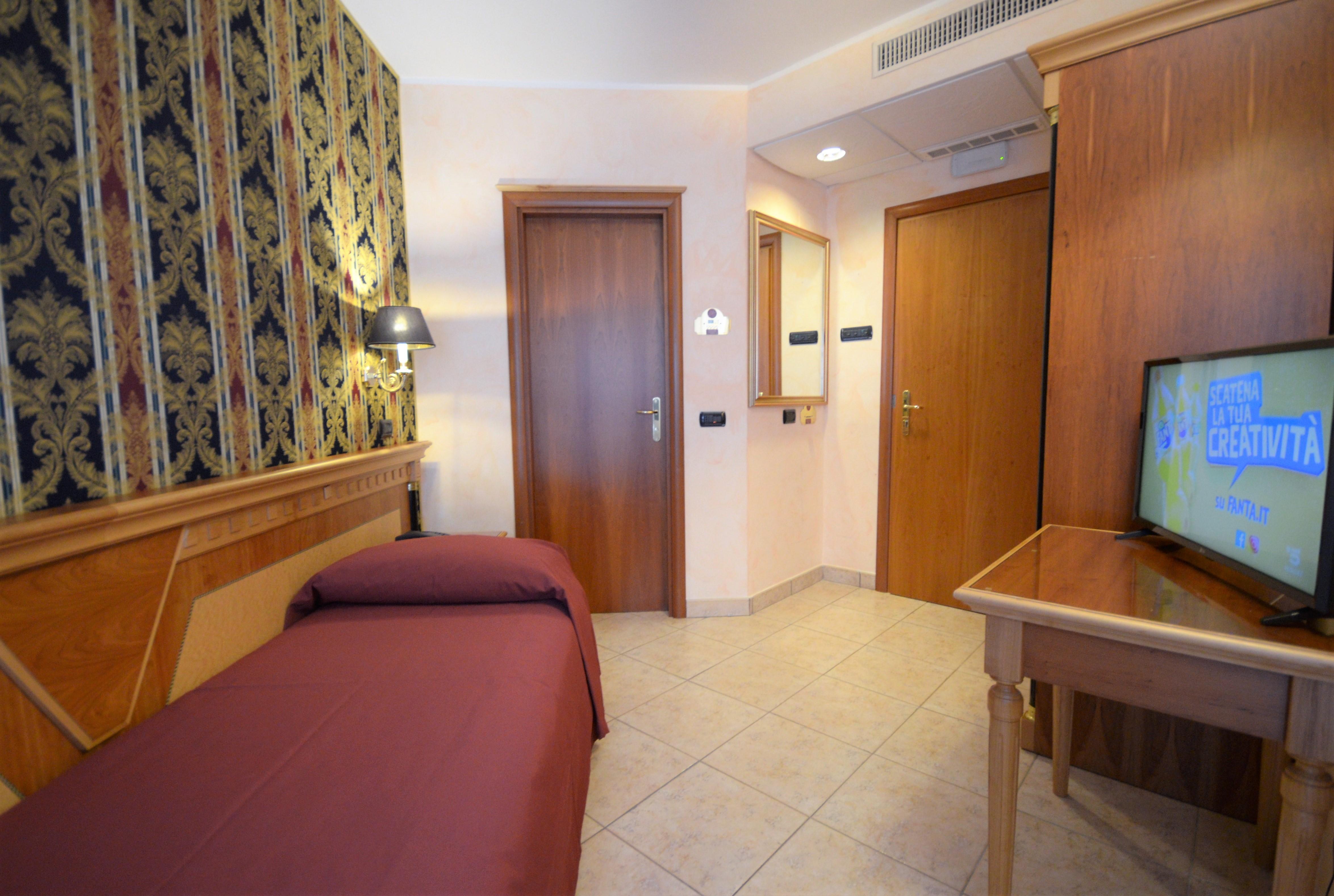San Giovanni Rotondo Palace - Alihotels Eksteriør billede