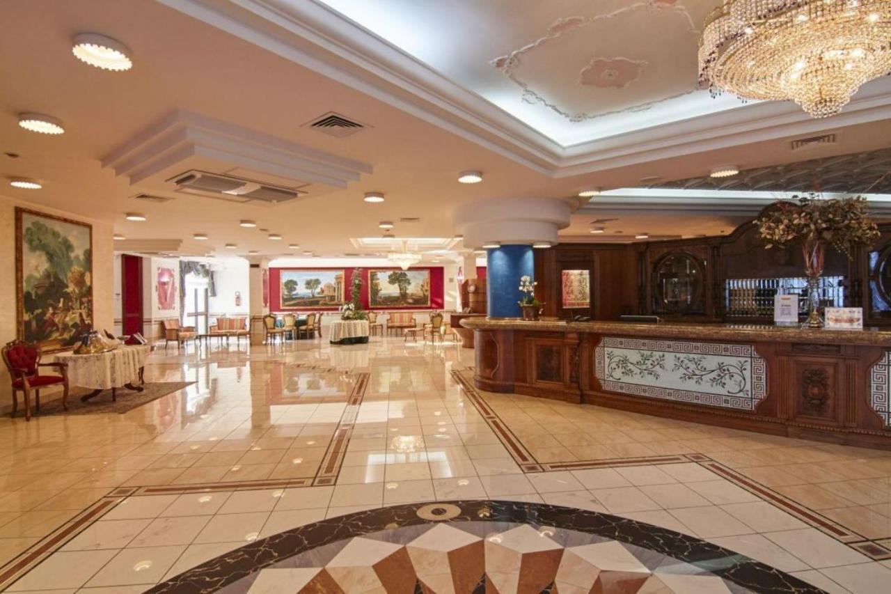 San Giovanni Rotondo Palace - Alihotels Eksteriør billede