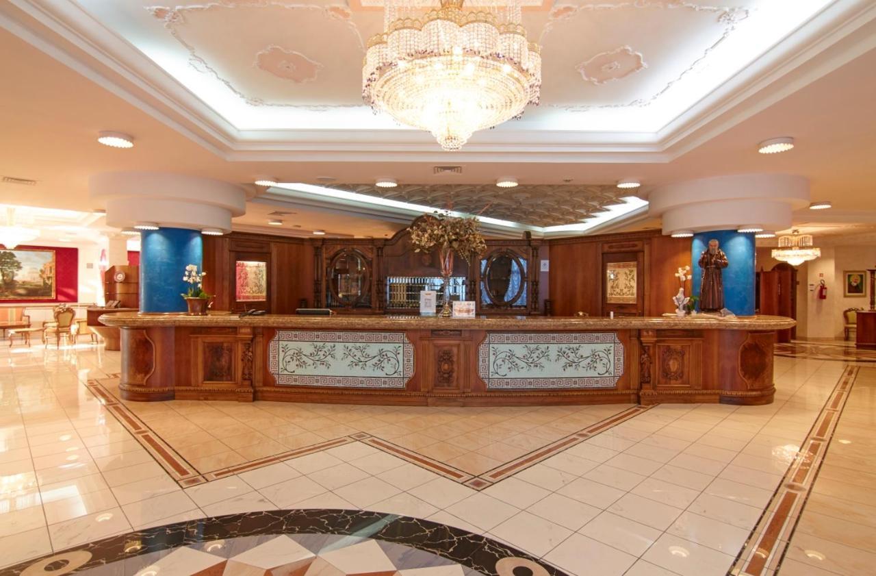 San Giovanni Rotondo Palace - Alihotels Eksteriør billede